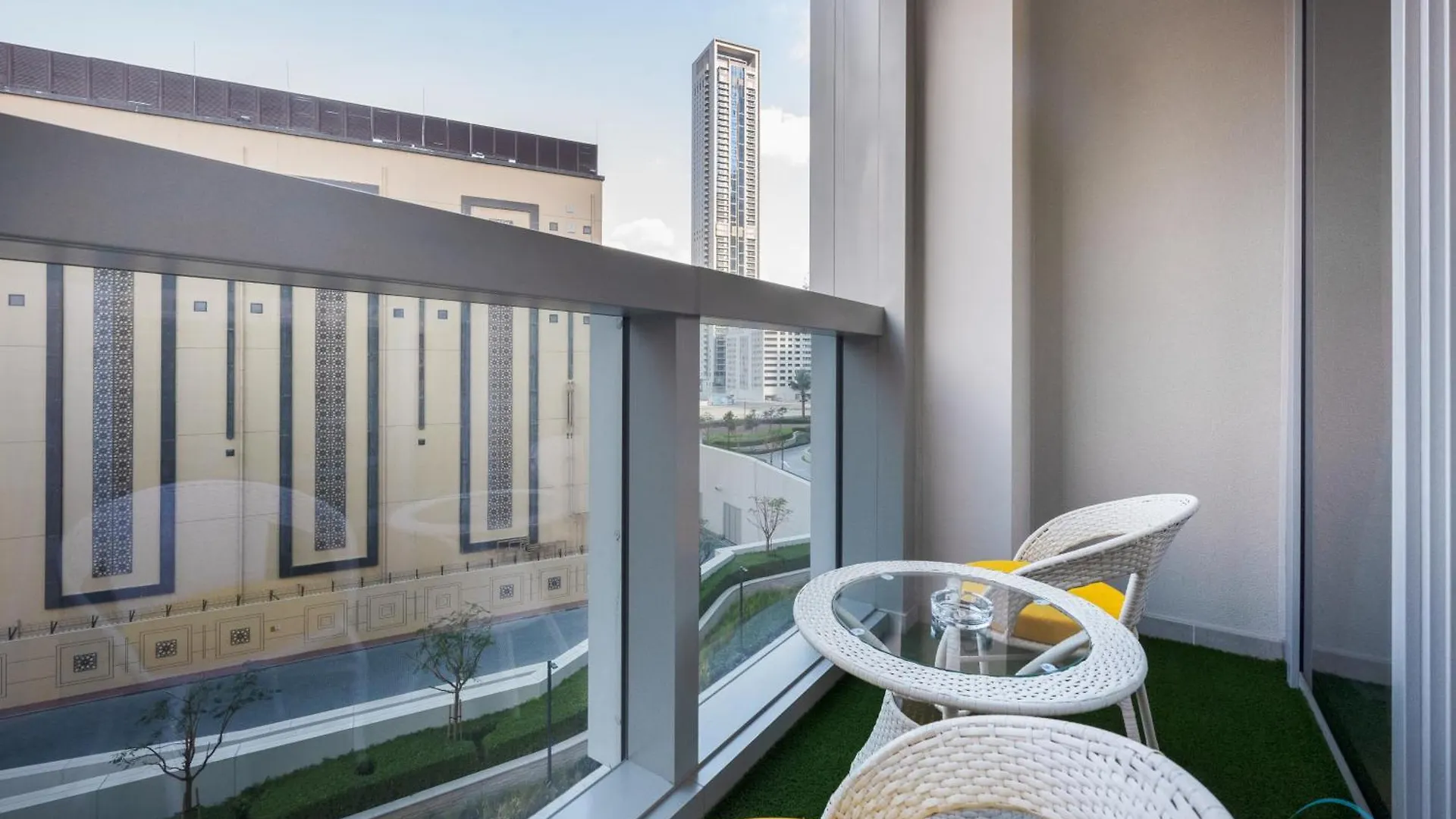 Beautiful 1Br At Forte Tower 2 Downtown Dubai By Deluxe Holiday Homes